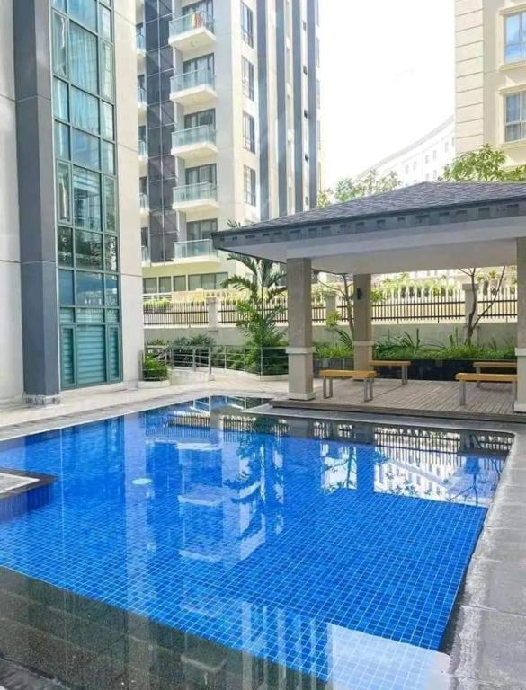 Two Palmtree Villas Newport Boulevard Near Naia 3 Pasay City Manilla Buitenkant foto